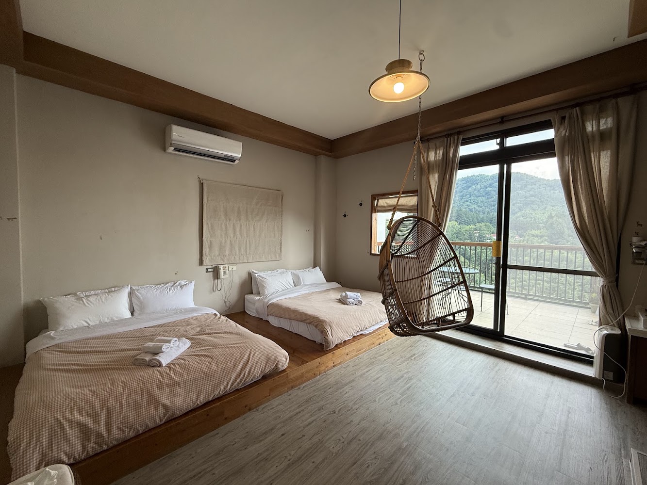 泰森會館房間與山景