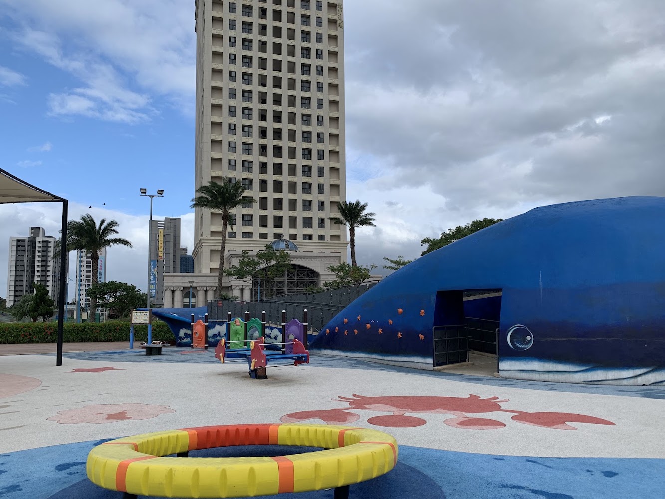 八里商港公園海洋主題兒童遊戲場