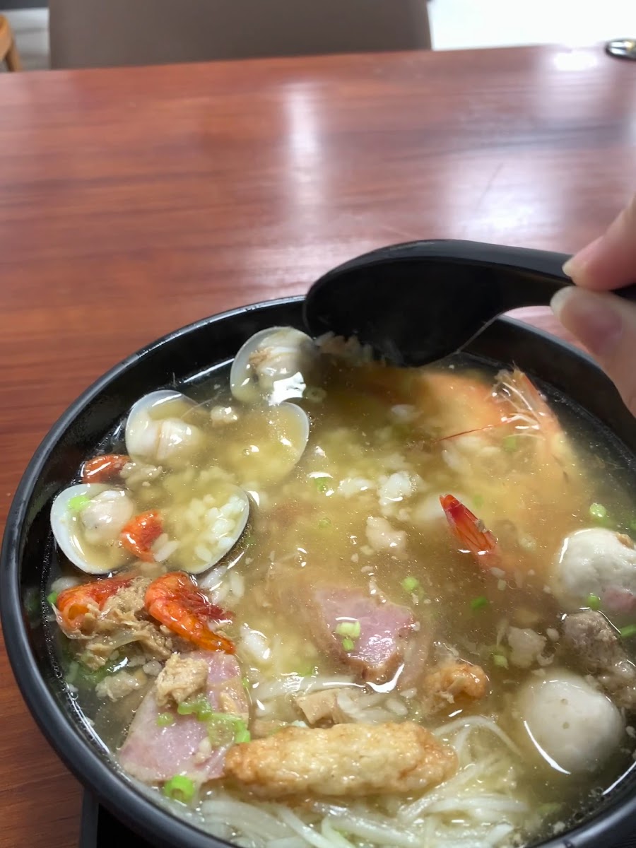 米之谷海鮮湯飯招牌碗蛤蜊蝦子魚丸高雄大寮