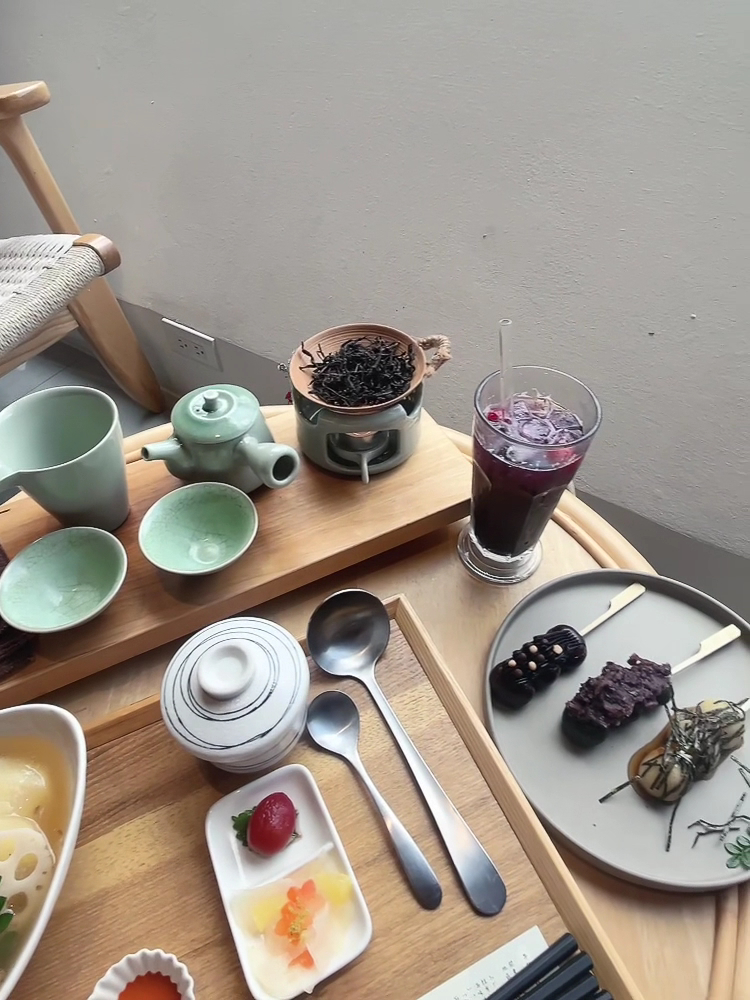 透明空氣創意和食精緻茶點與飲品套餐