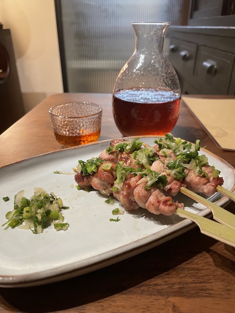 艸亭小料理甜點烤雞肉串