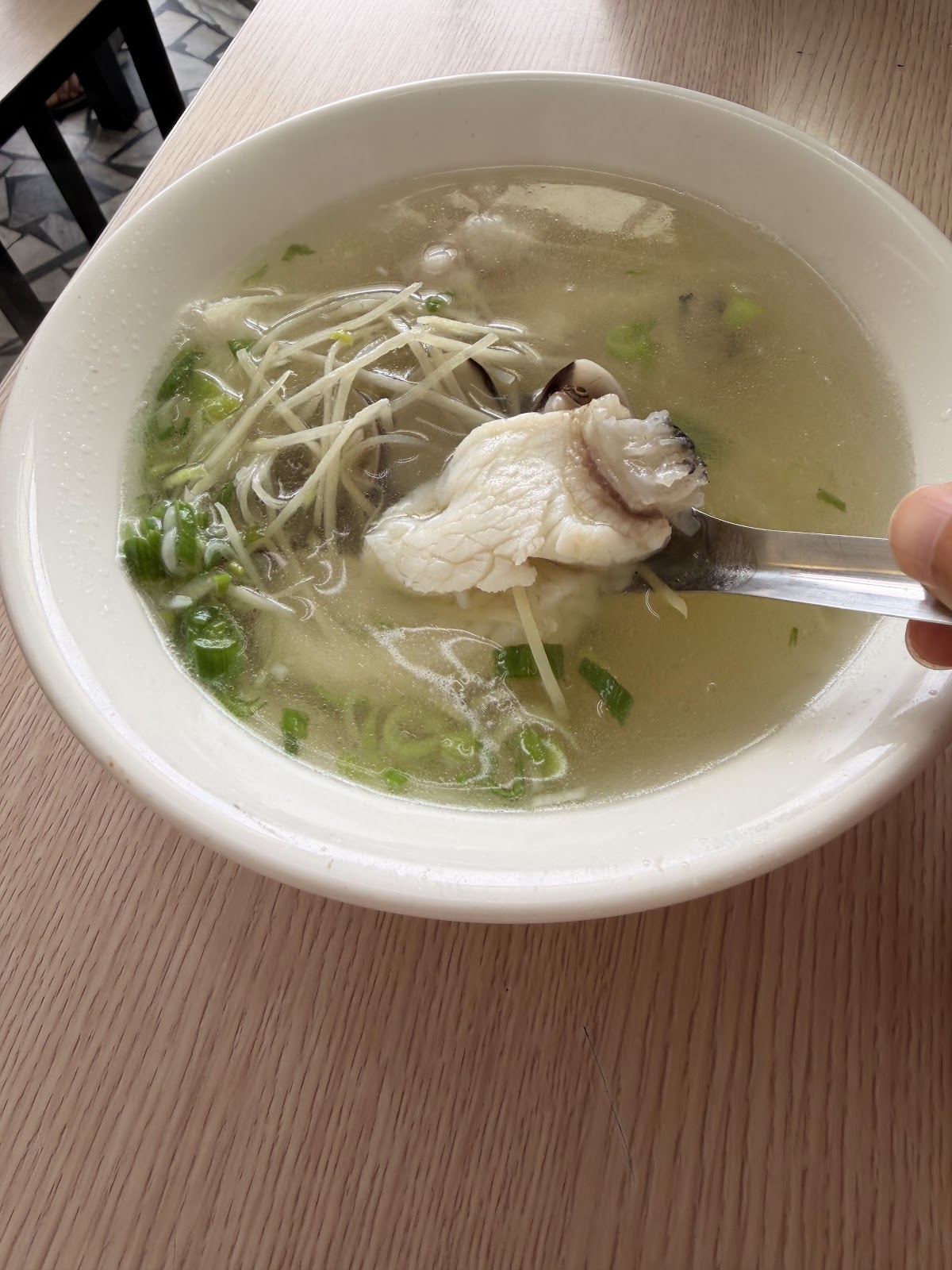 鮮吉品鮮魚湯魚肉特寫
