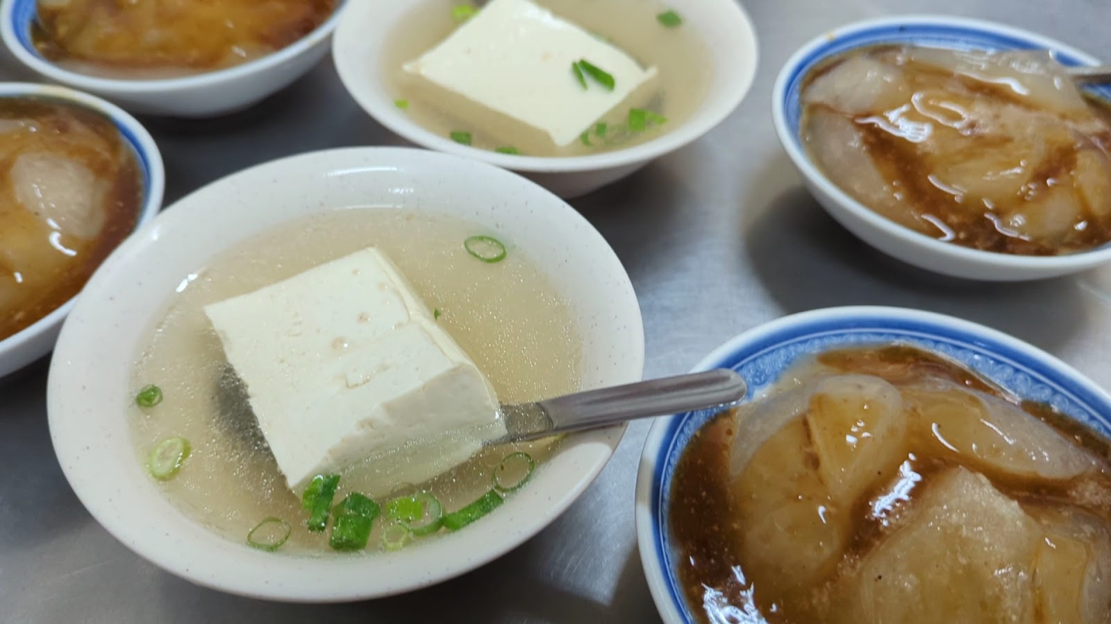 李社口肉圓碗粿豆腐貢丸湯