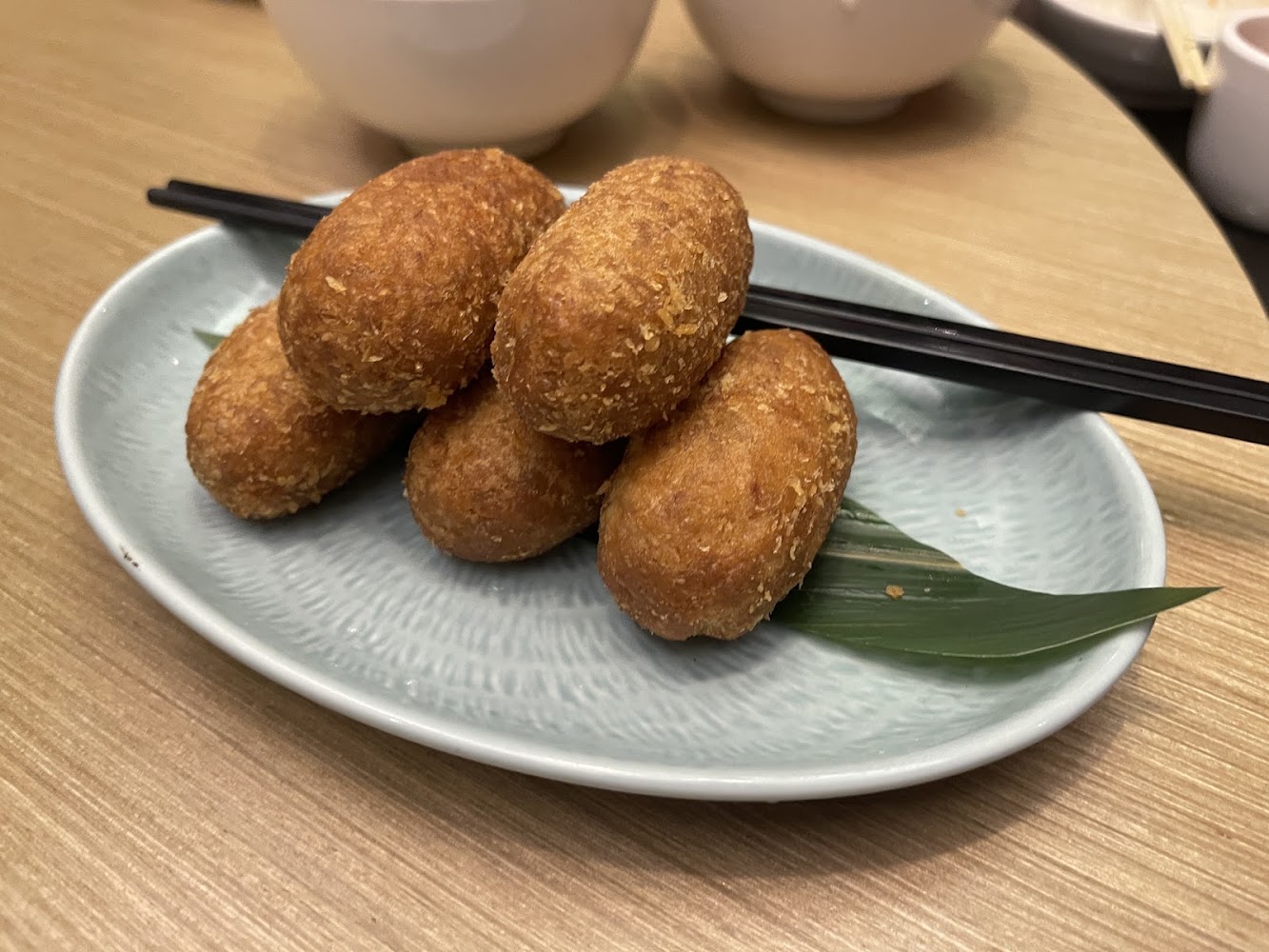 金蓬萊金黃酥脆炸丸子甜點