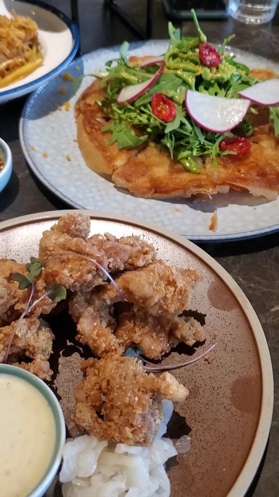 炸雞與薄餅同桌