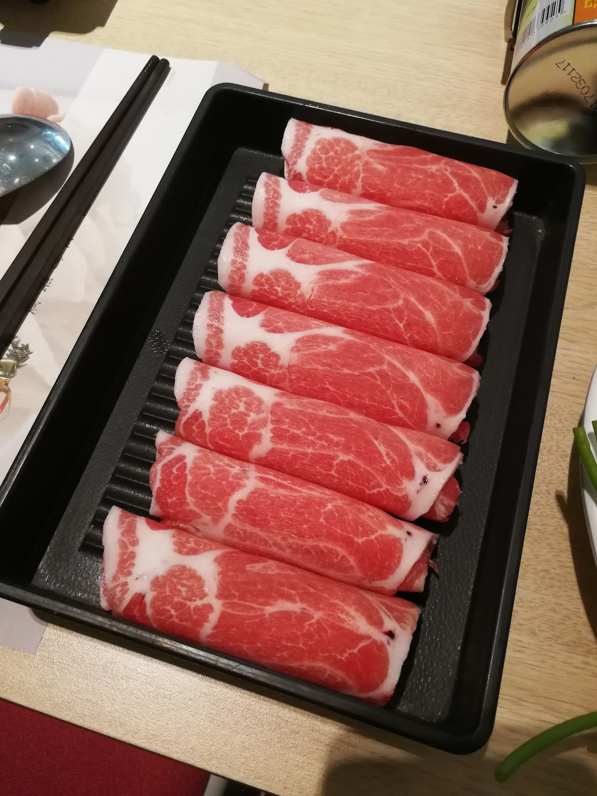 魔菇部落農場牛奶火鍋霜降牛肉片