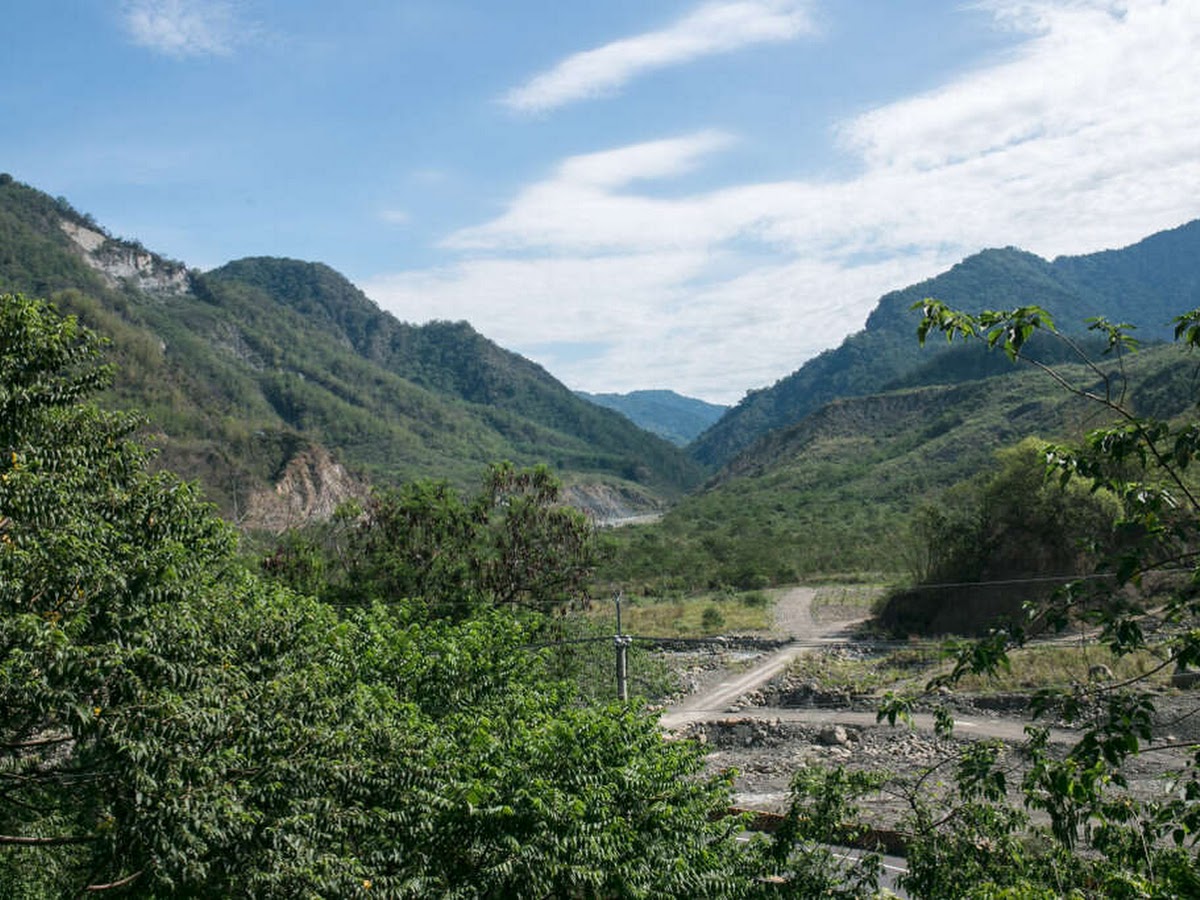 獻肚山周邊清整後的谷地空地