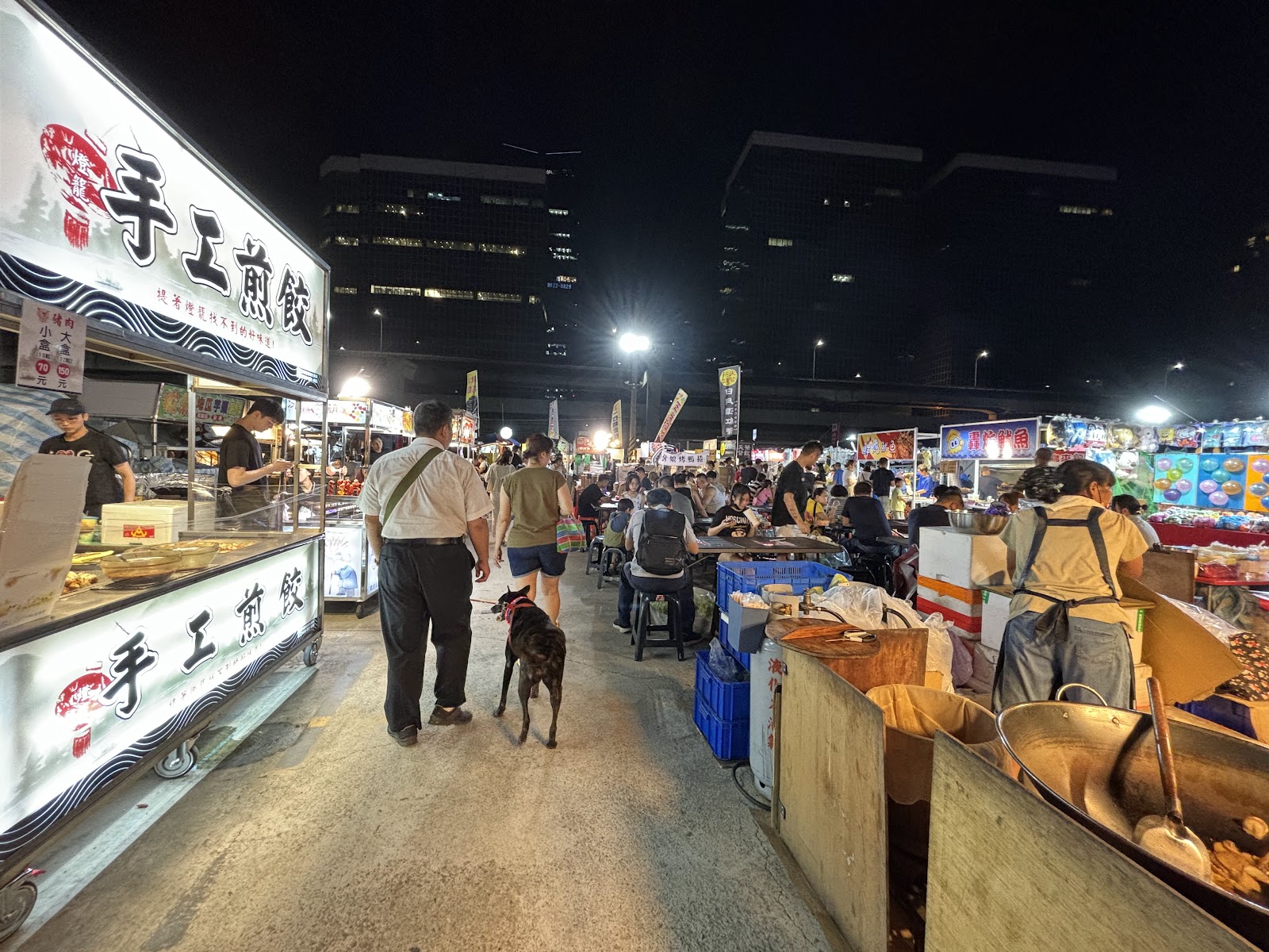新莊夜市手工煎餃攤,夜市美食推薦