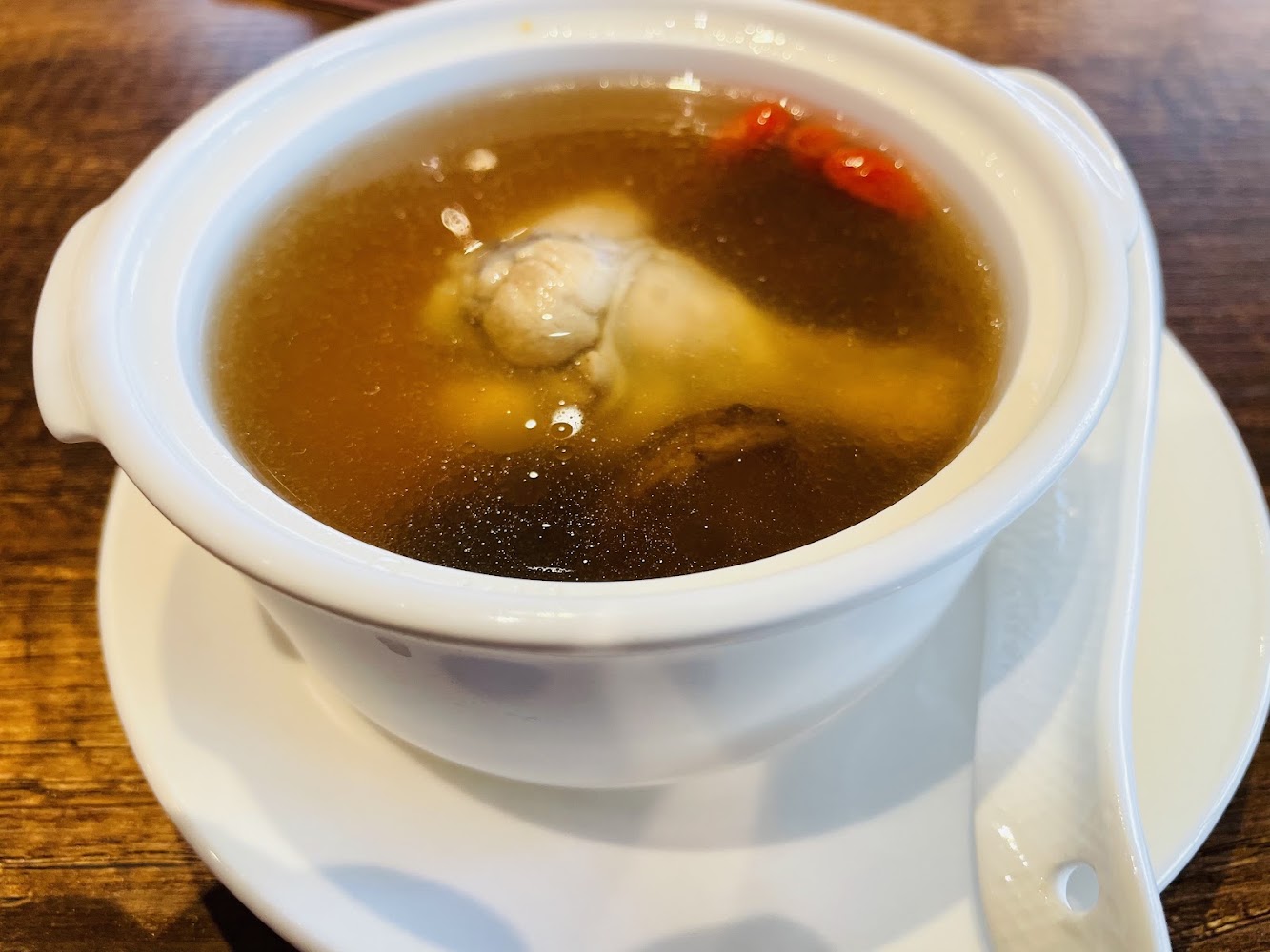 阜邸輕台菜私廚料理清燉雞湯
