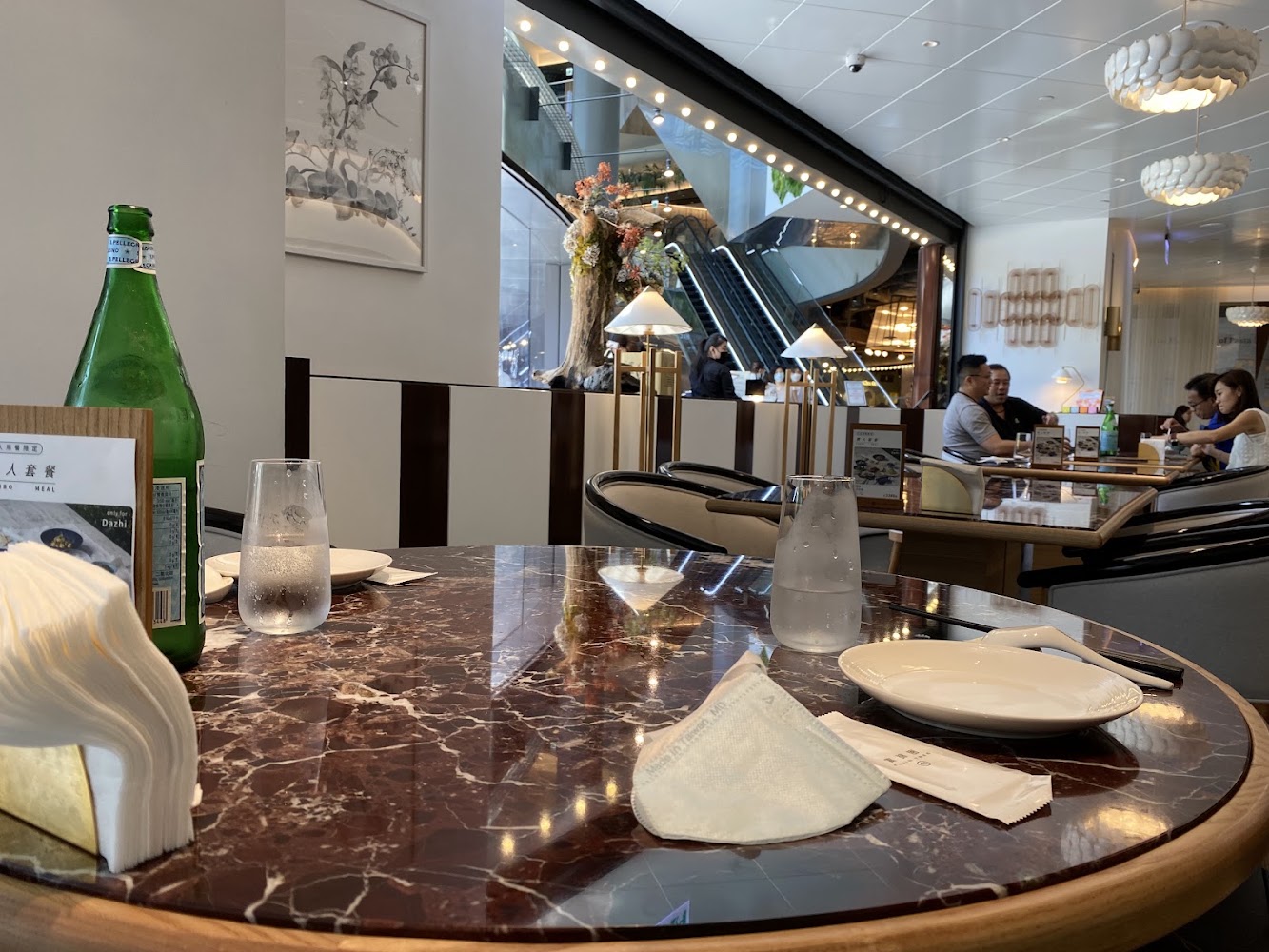 富錦樹台菜香檳大直店室內用餐環境