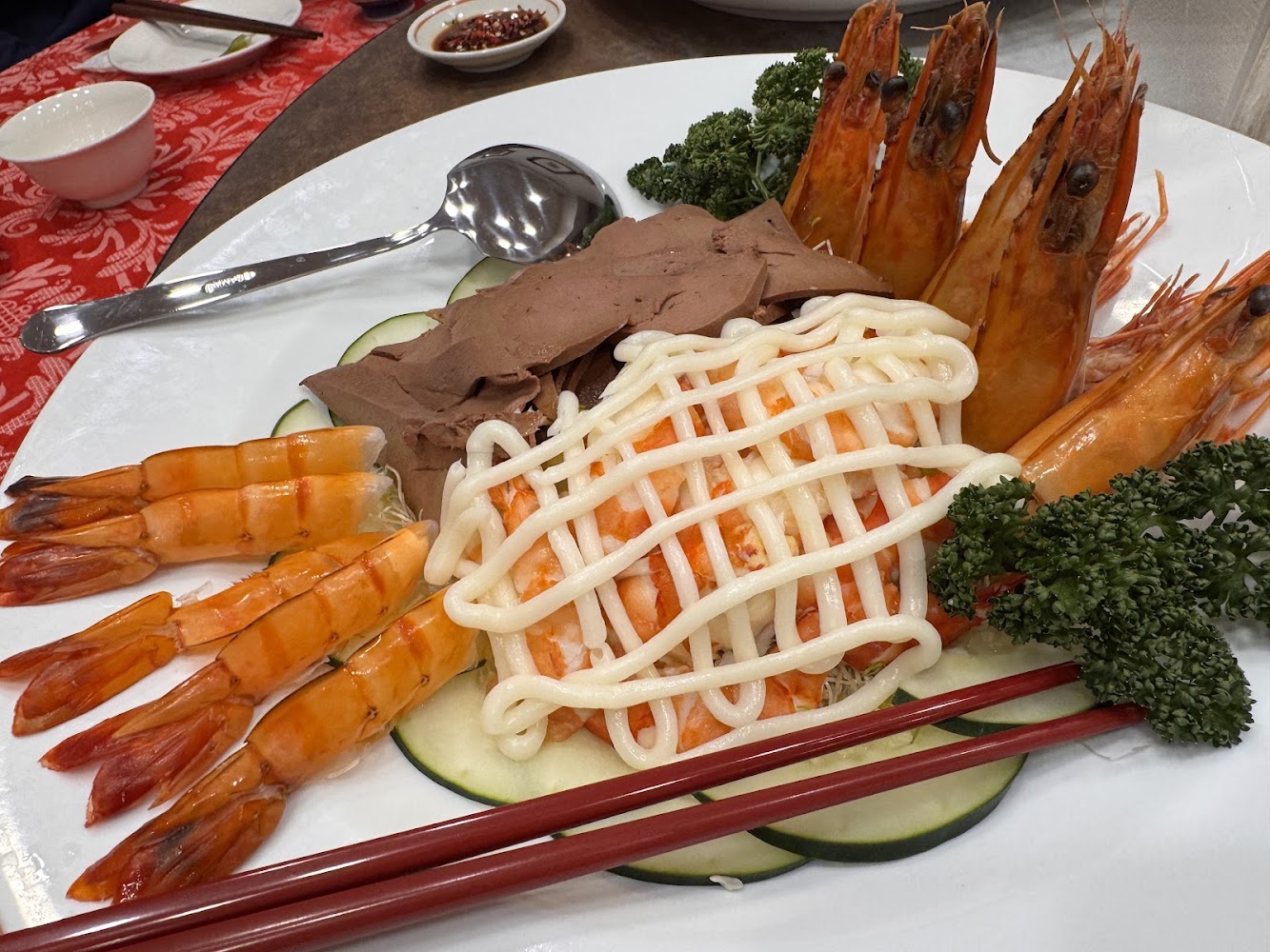 茂園餐廳冷盤海鮮與豬肝