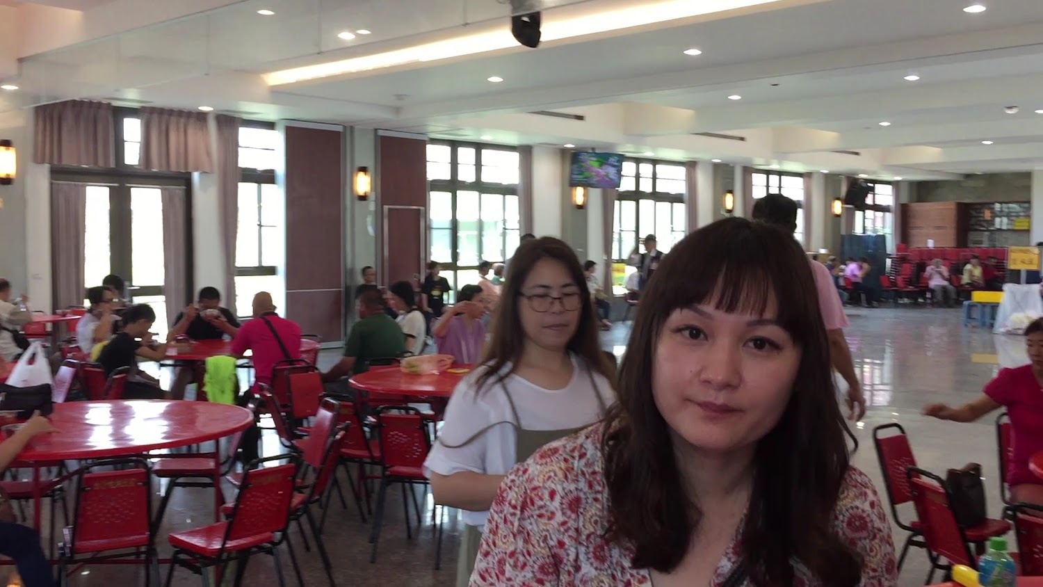 白沙屯拱天宮香客餐廳用餐空間