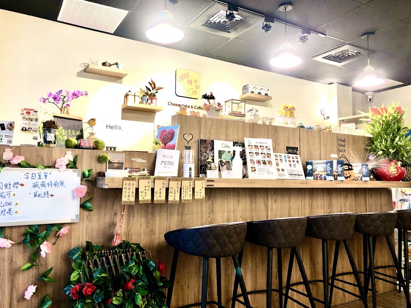 糖心馨Cheesecake&Coffee吧台區與室內空間