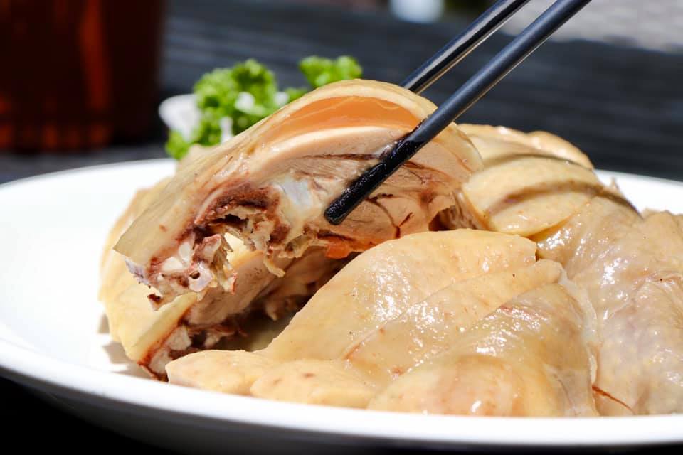 嶼山食光白斬雞料理