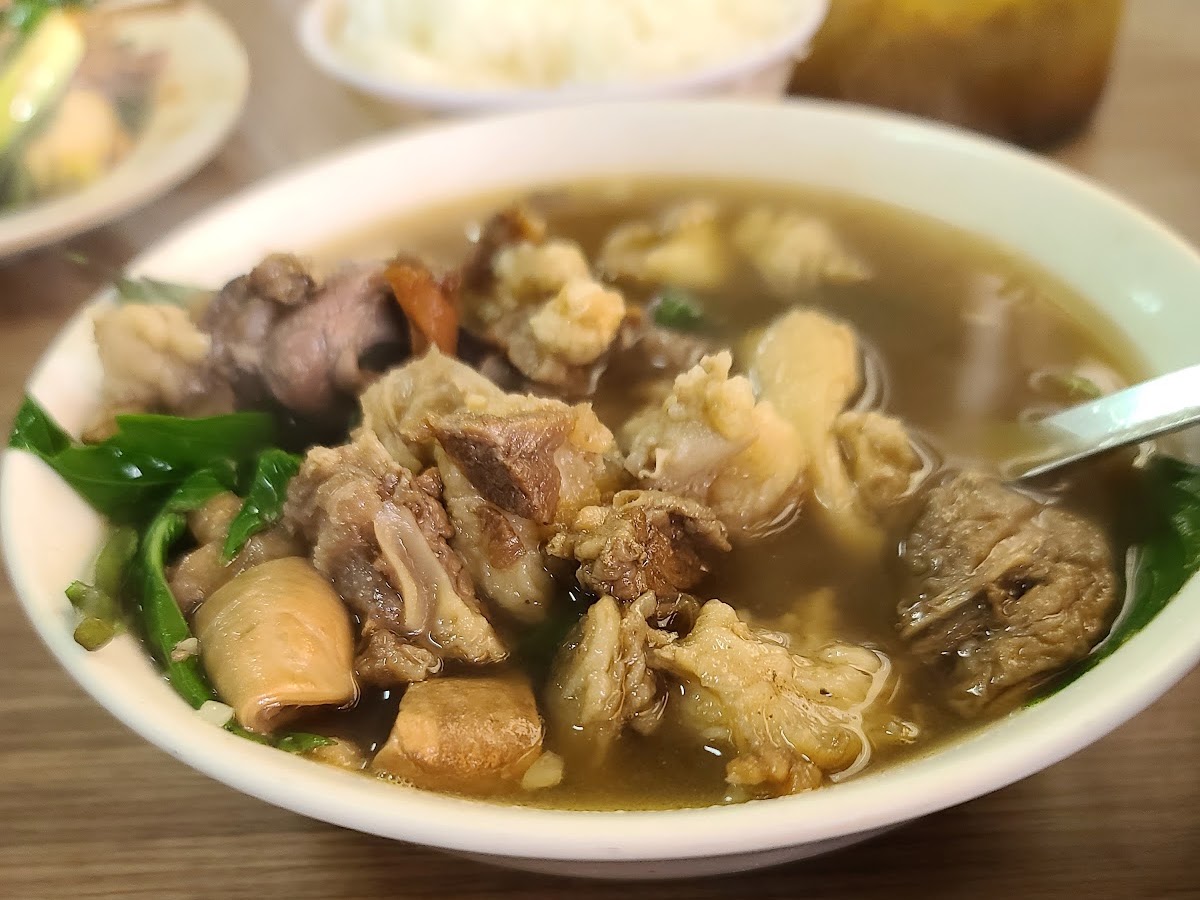 牛肉友招牌牛肉湯