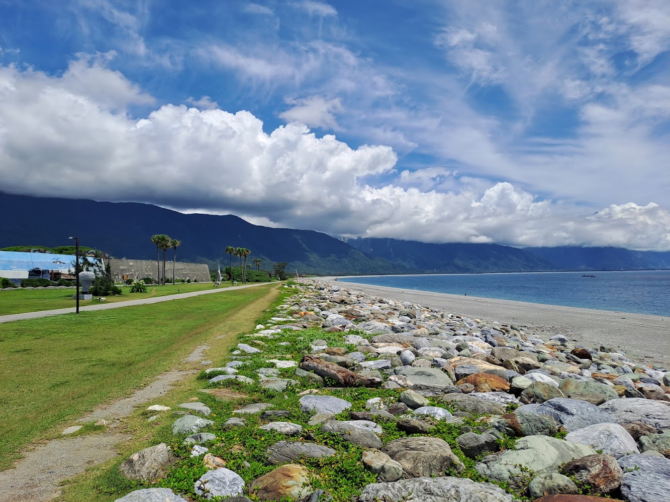 七星潭海堤石碑周邊海岸風景