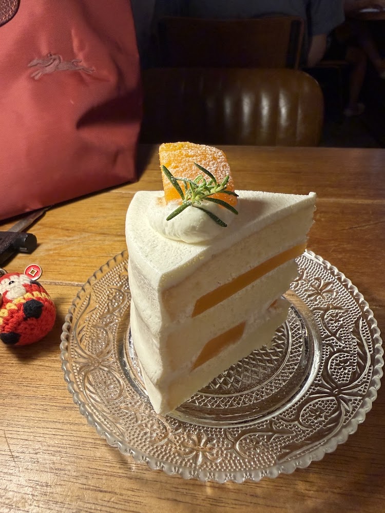 咖啡烟水果蛋糕甜點