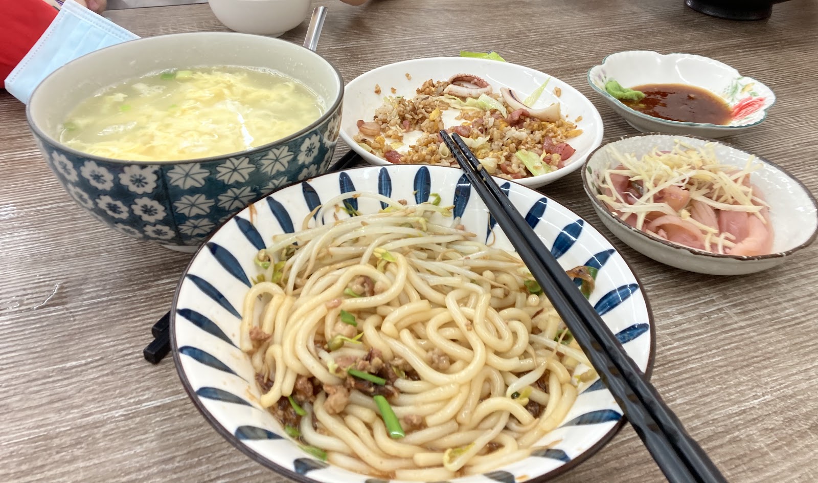 長治興豐食館客家料理餐桌
