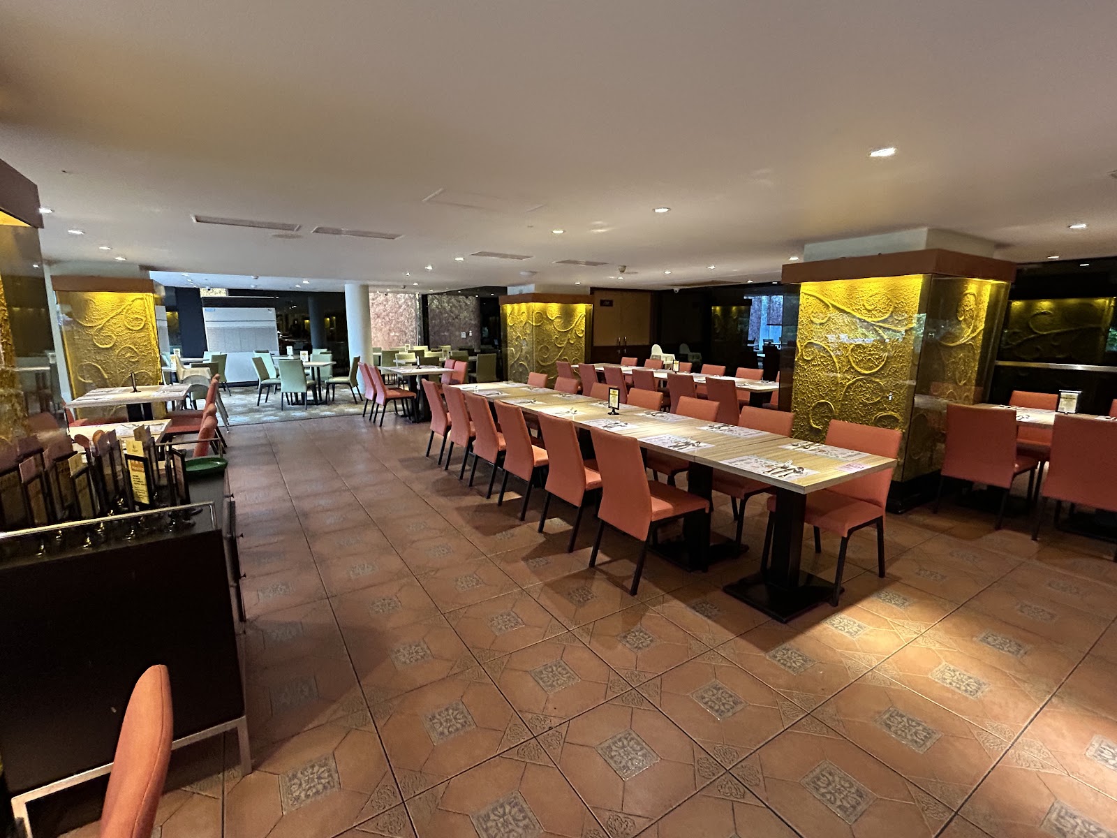 牛肉友店內用餐空間座位區