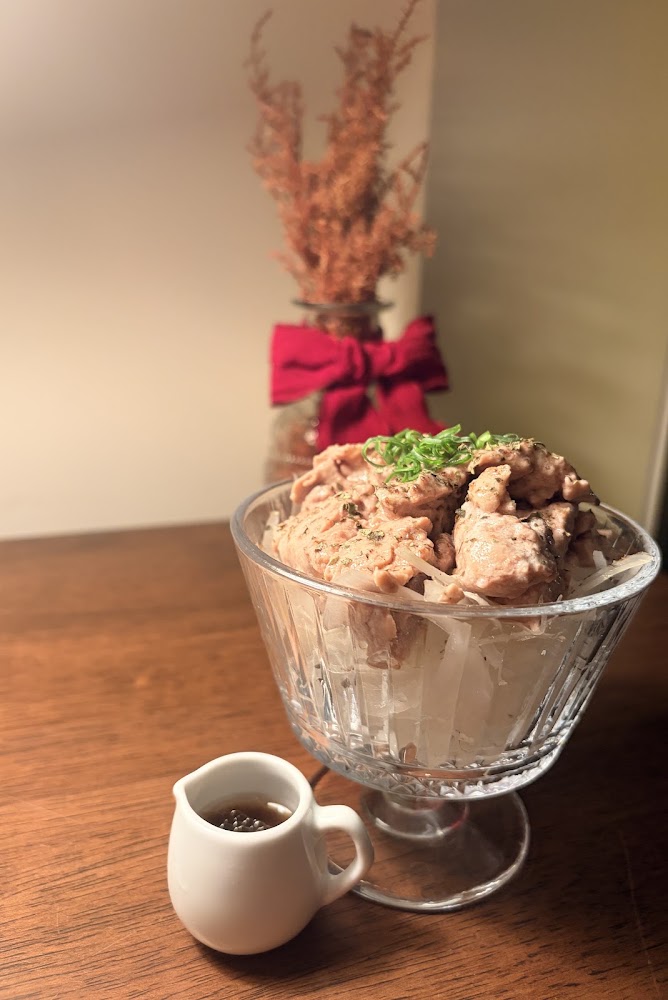 艸亭小料理甜點牛肉冷盤