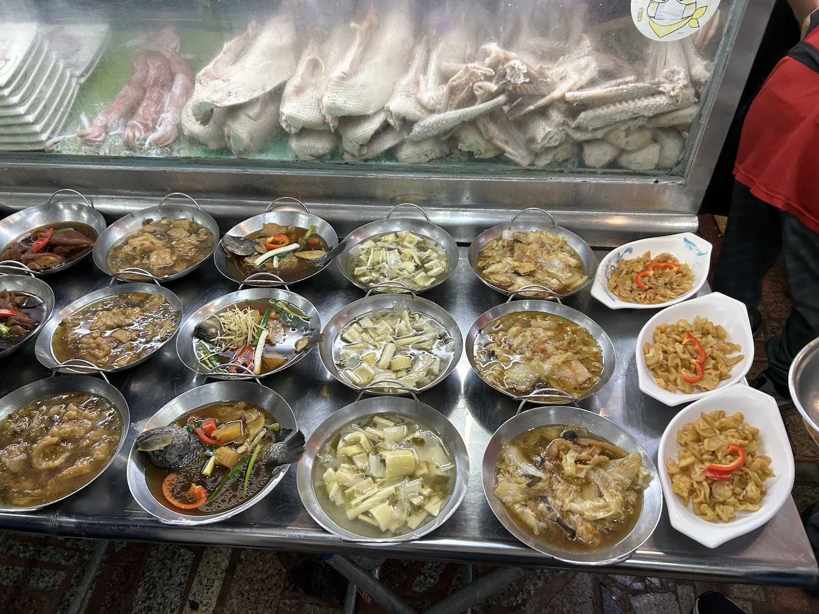 半天岩鵝肉鴨肉小吃自助便菜區 嘉義番路小吃