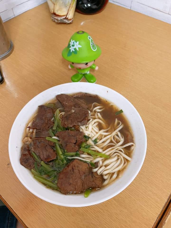 通霄老李紅燒牛肉麵牛肉麵近拍