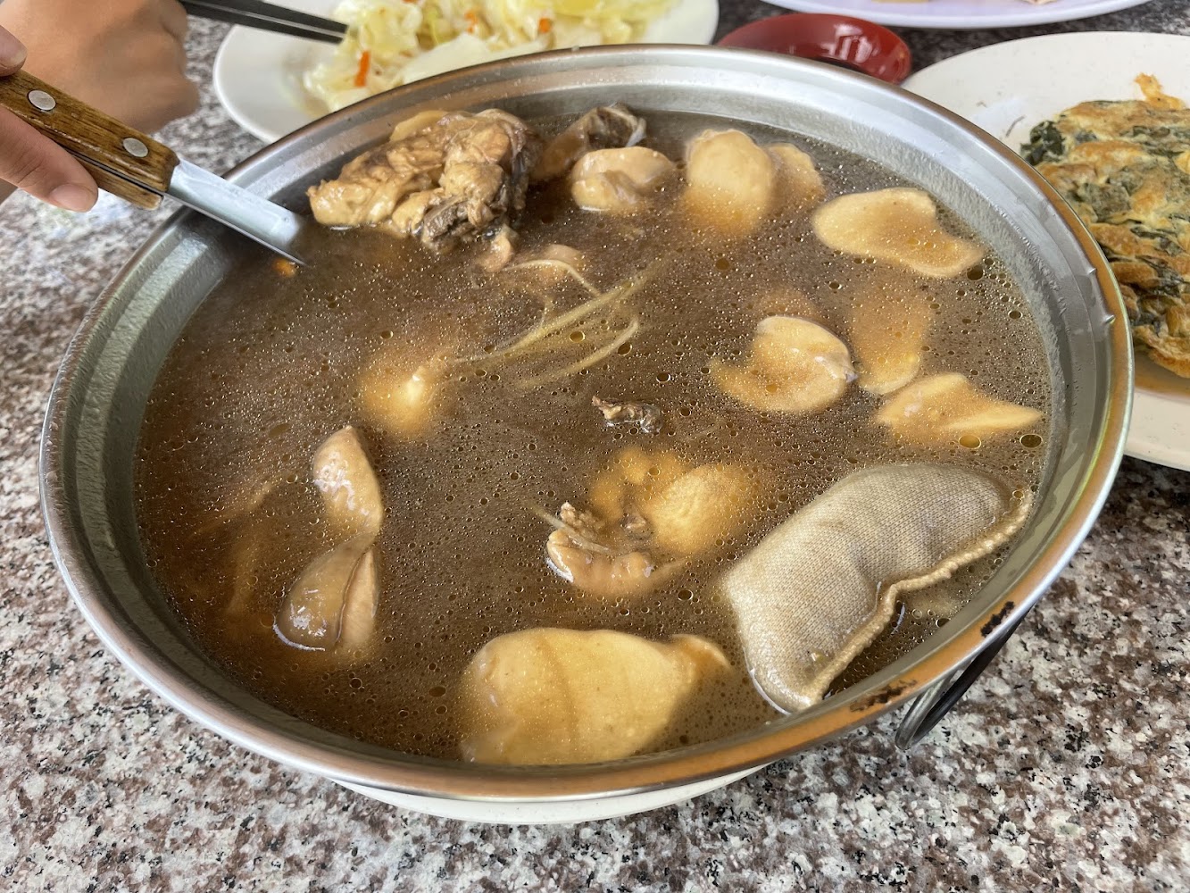 華之友自然景觀農園雞湯料理
