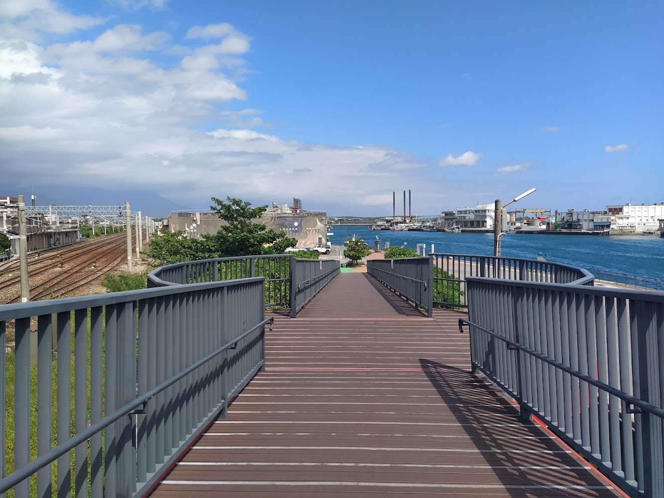 花蓮港親水遊憩區海港與景觀橋