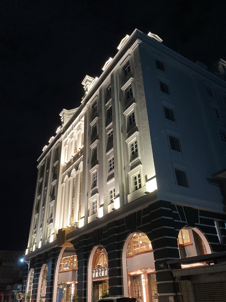 康橋商旅台東館外觀