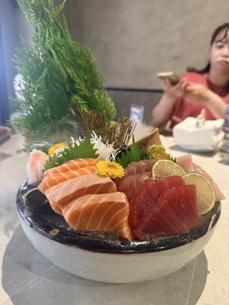 宗初食堂生魚片拼盤