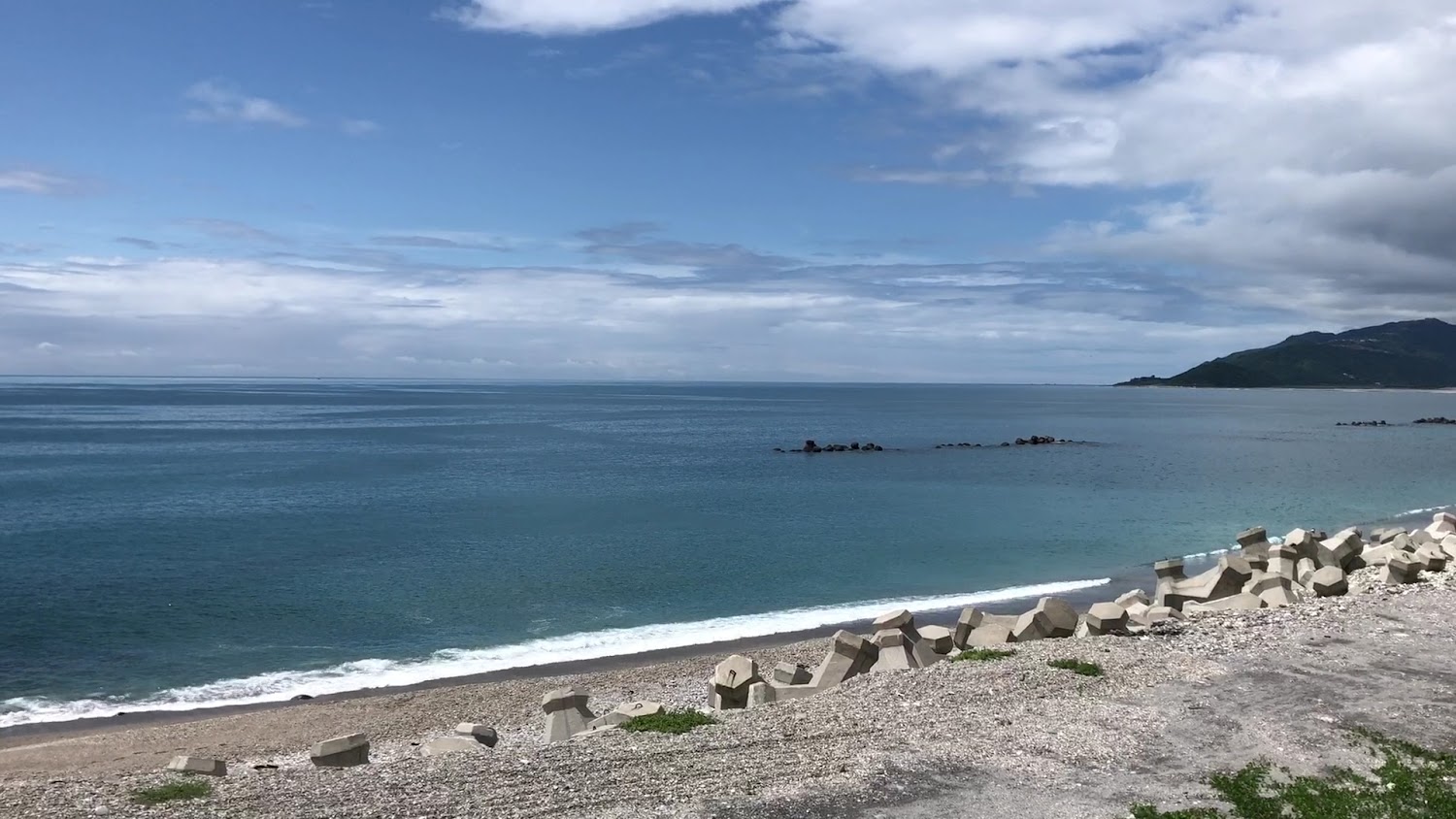 忘憂亭海灘與山海視野