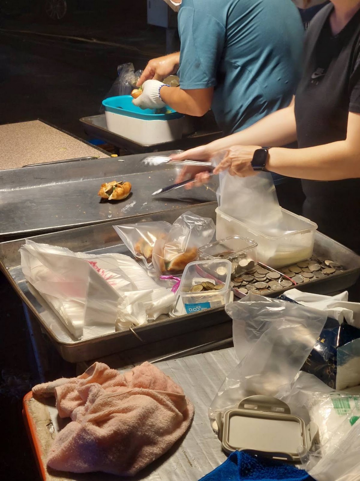阿伯營養三明治現點現做過程