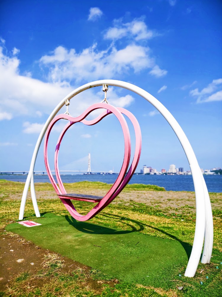 八里城市沙雕展深度玩透透：八里左岸公園景色、動線、夜景與渡船散策全攻略