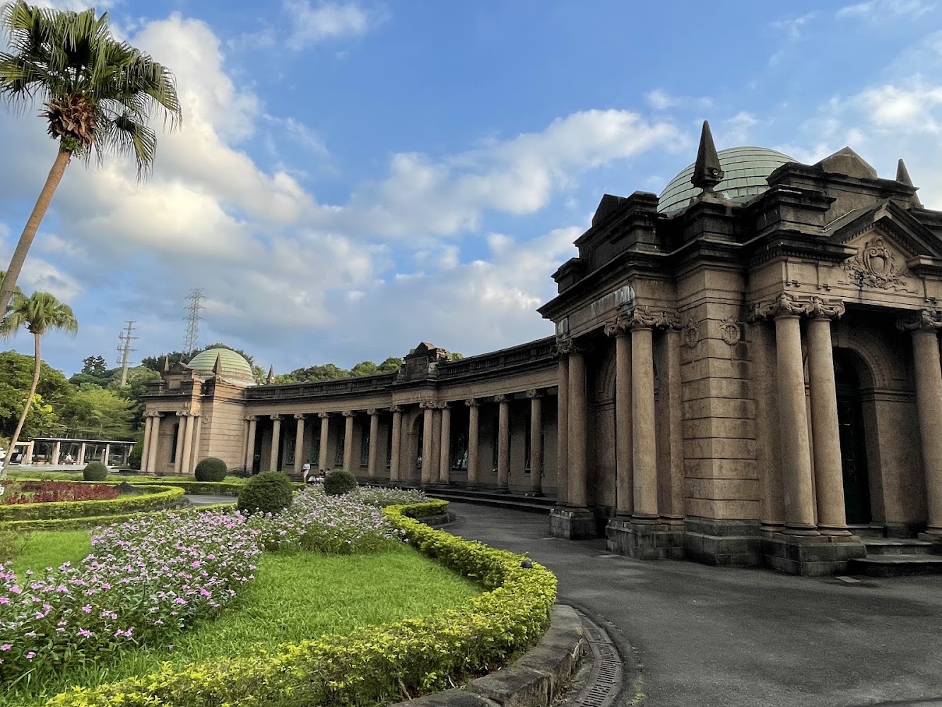 自來水園區古典圓頂建築與園區景觀