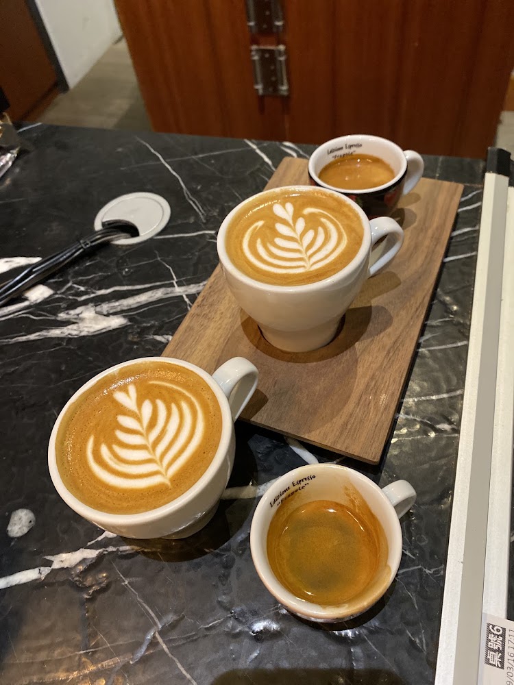 RUFOUS COFFEE ROASTERS 咖啡與拉花