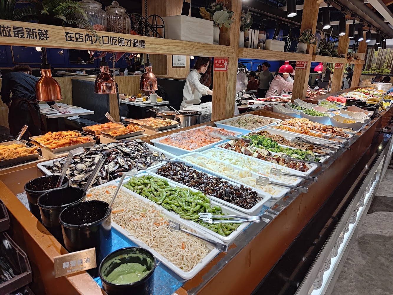 中和旗艦店取餐檯