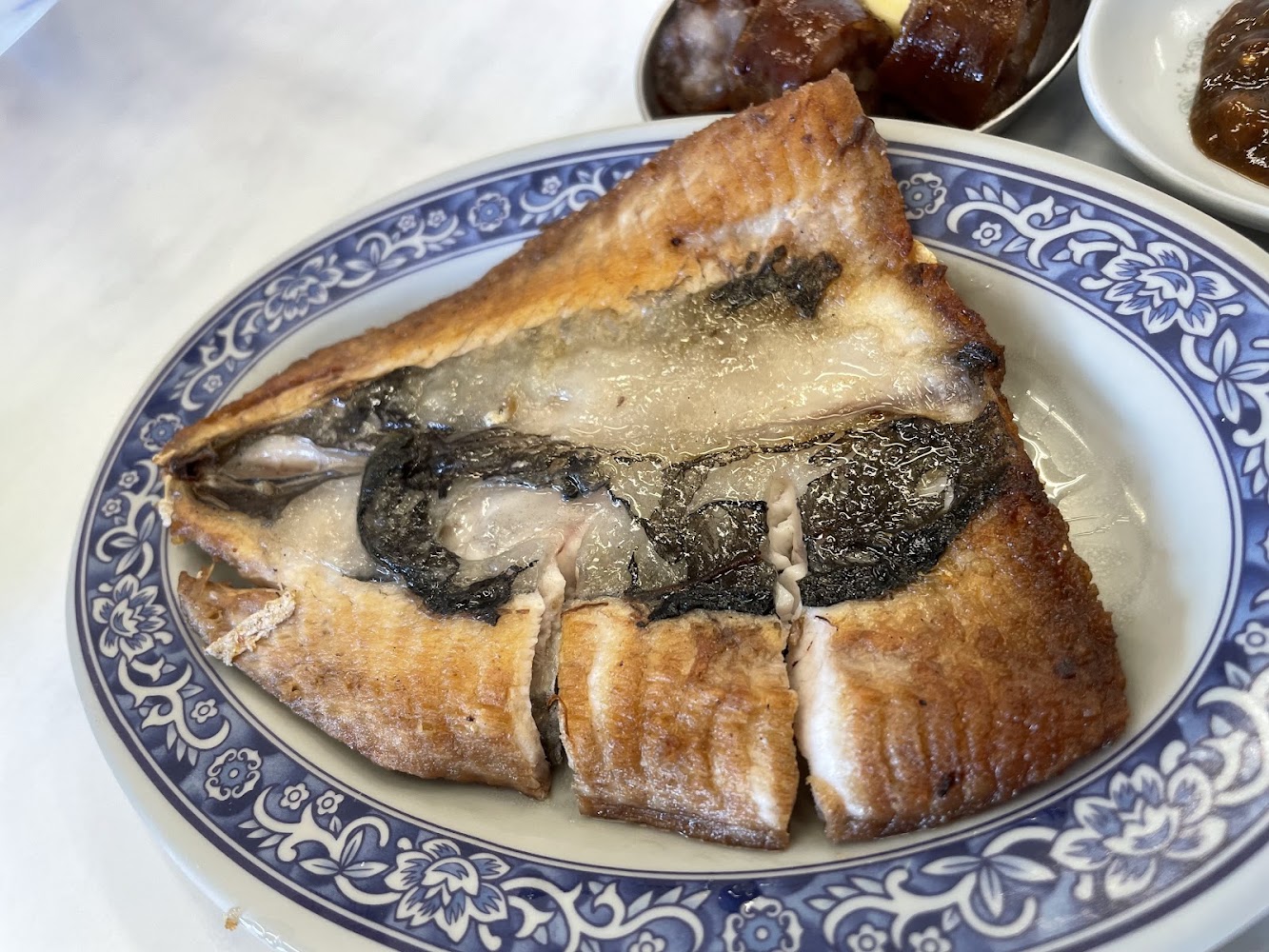 金黃酥脆烤魚