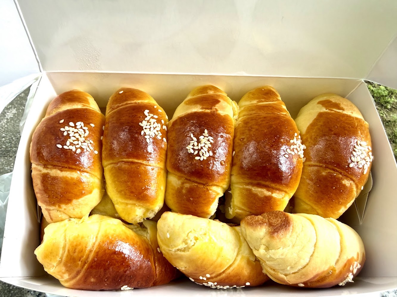 盒裝牛角麵包展示