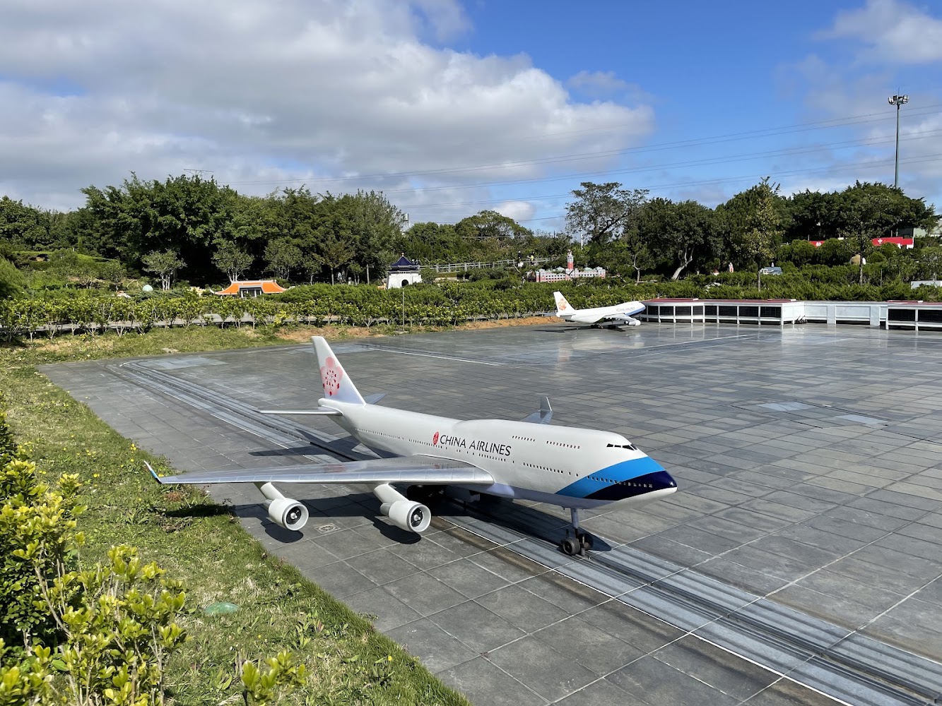 機場縮小模型與飛機