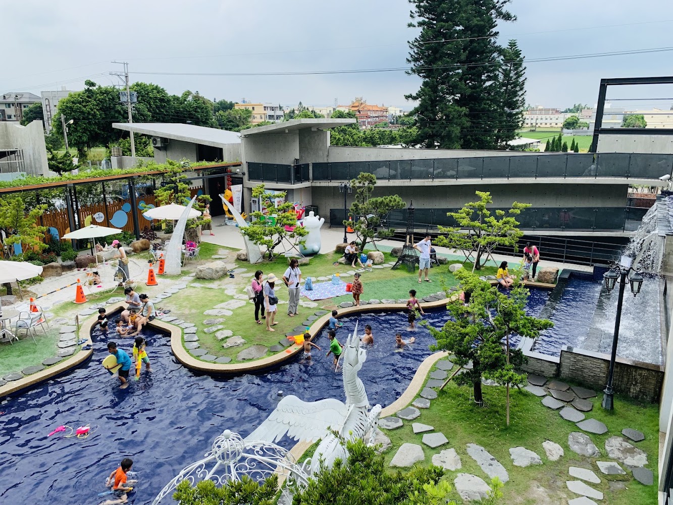 水銡利廚衛生活村戲水區