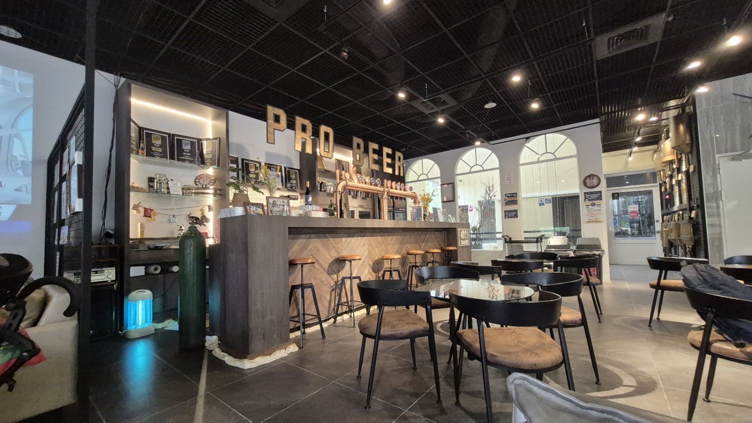 埔樂啤酒莊園酒店吧台空間