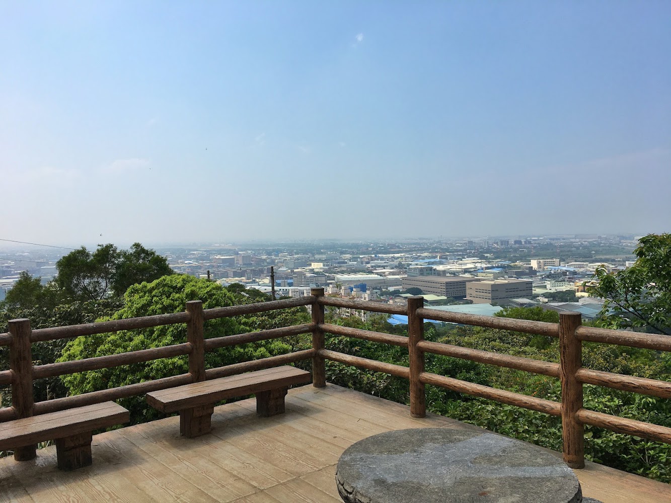 五酒桶山觀景台可眺望城市風景