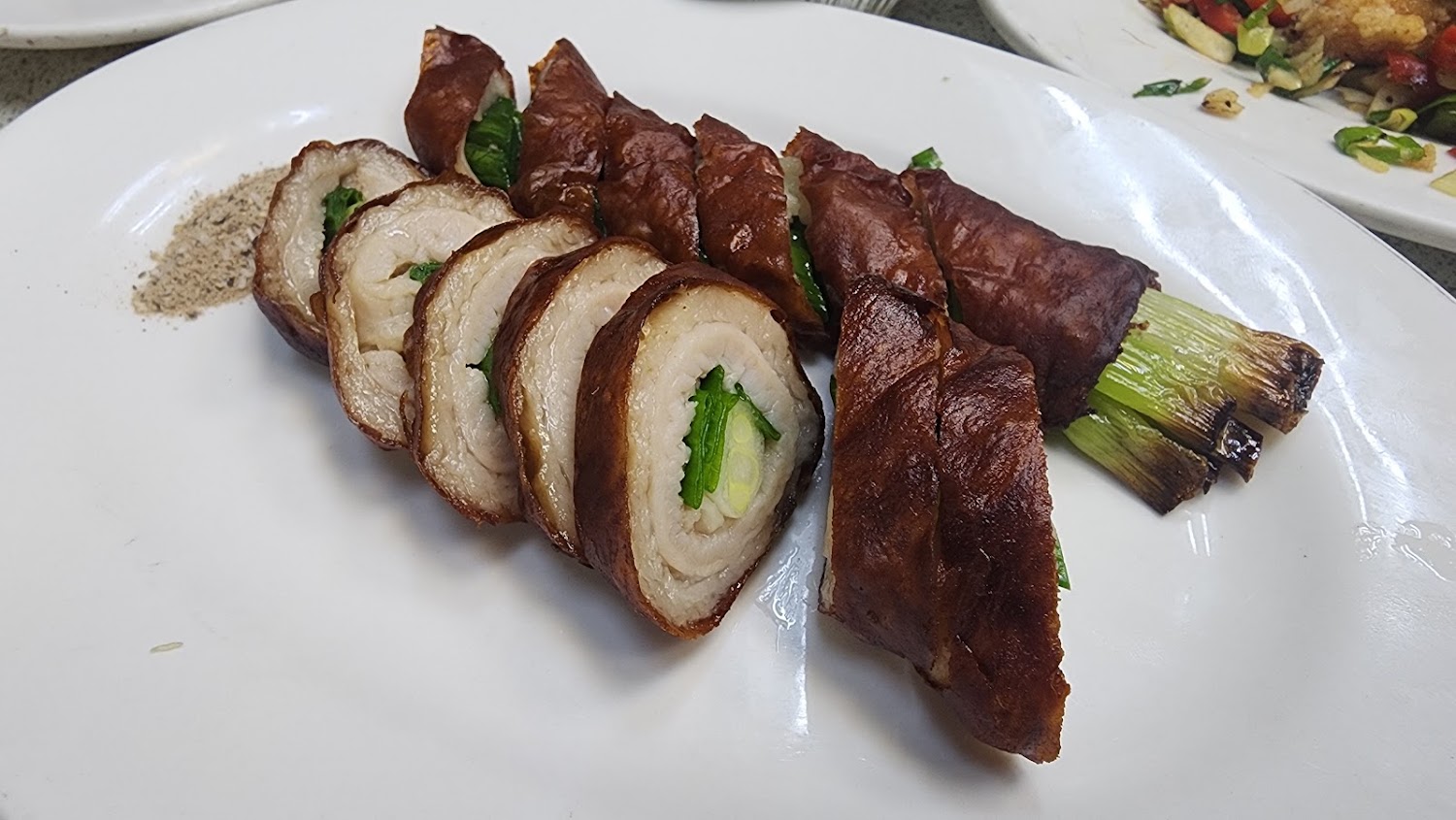 黑美林牛肉捲蔬菜料理