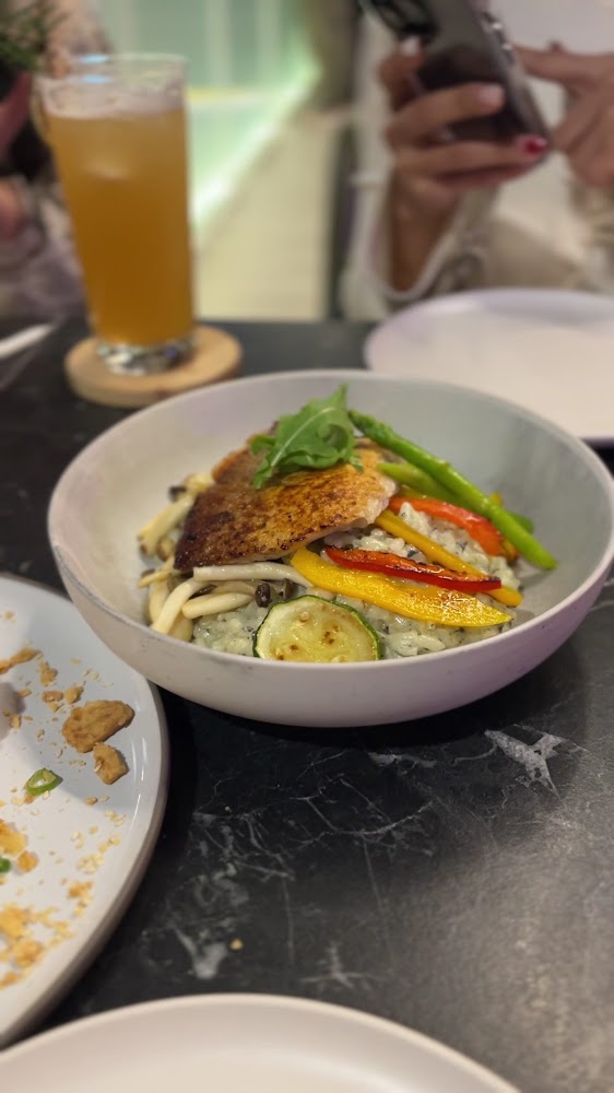 嘉啤酒餐酒館燉飯主餐擺盤精緻