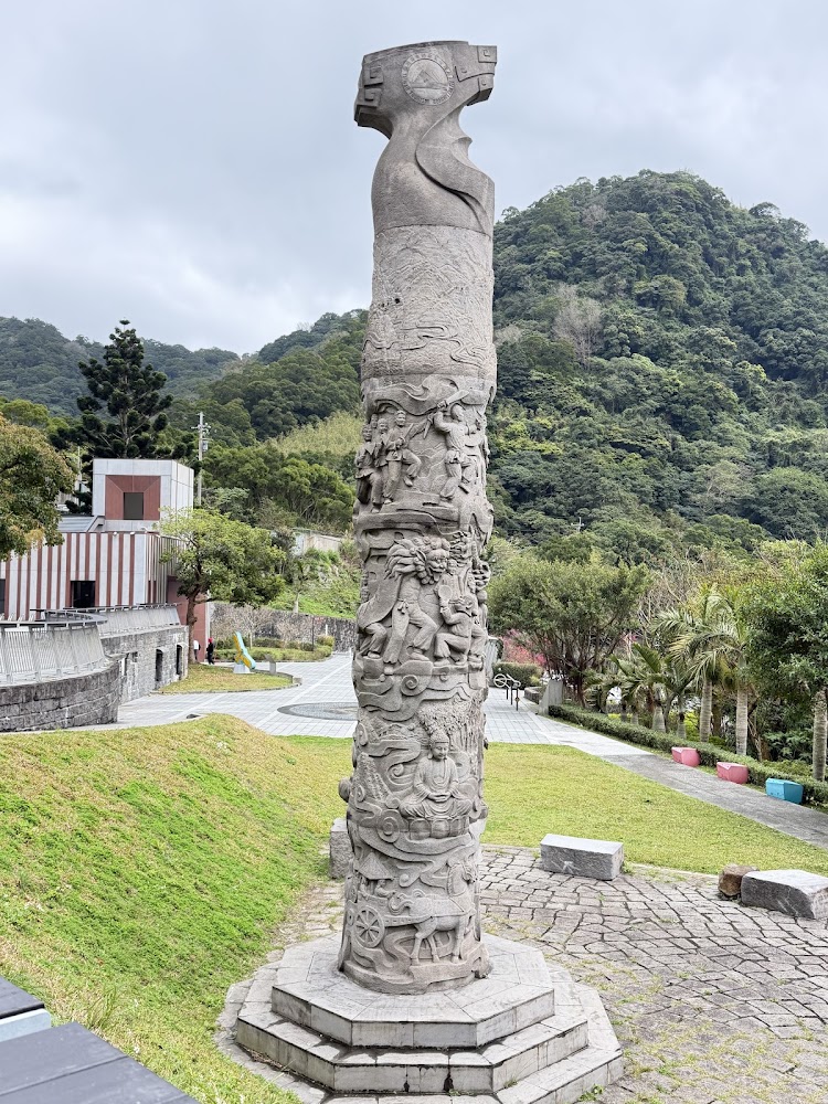 觀音山遊客中心石雕圓柱