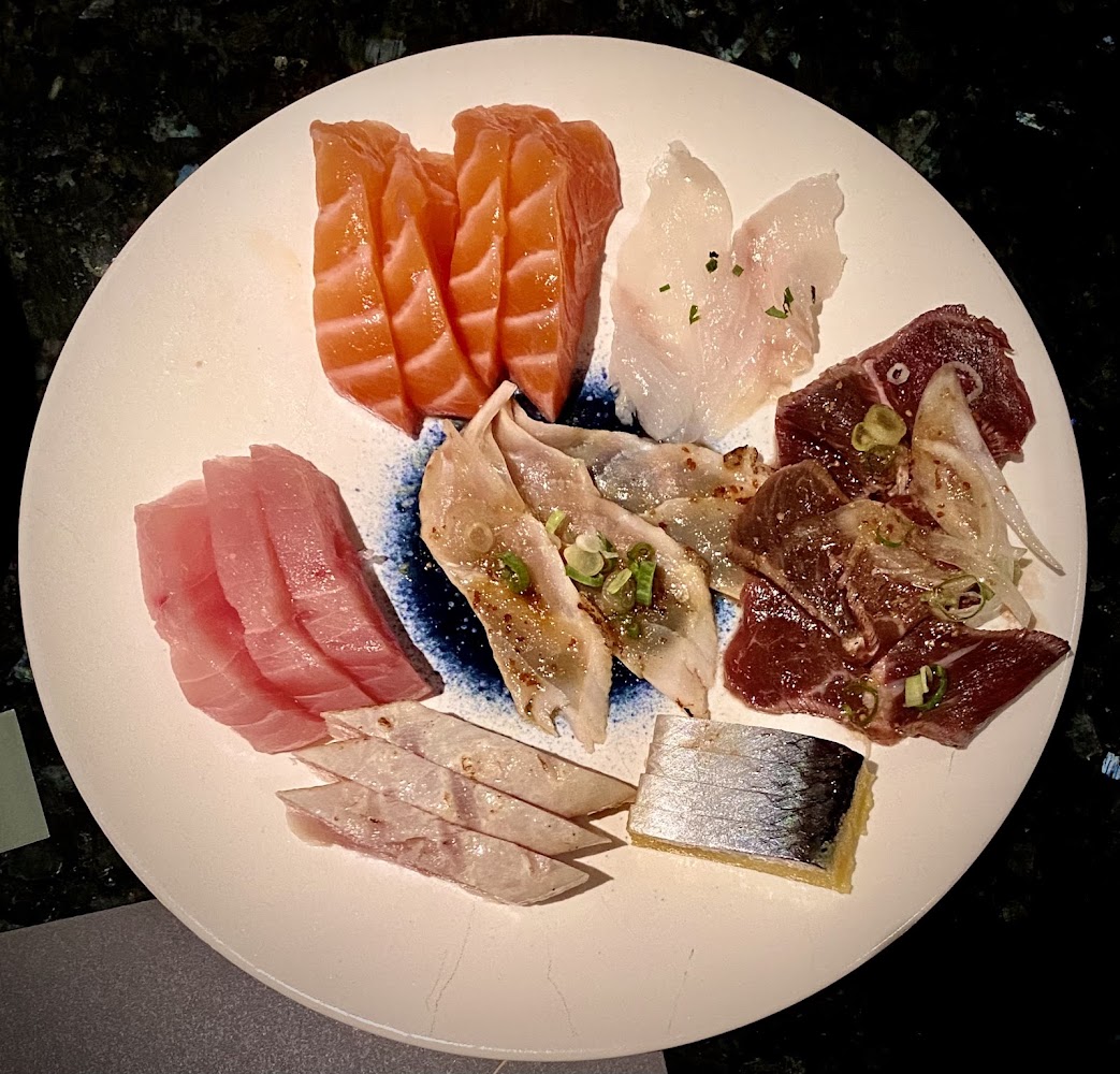 旭集天母店生魚片拼盤
