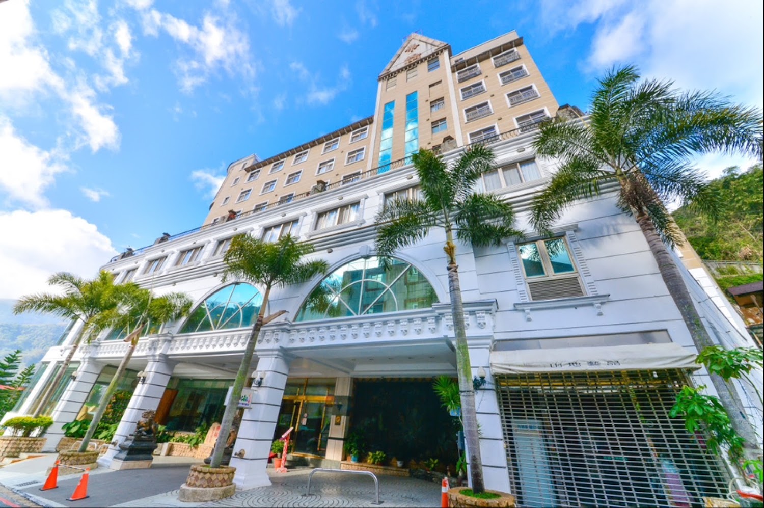 玉山東埔帝綸溫泉度假大飯店外觀