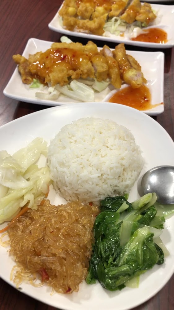 泰馨泰式便當店椒麻雞便當