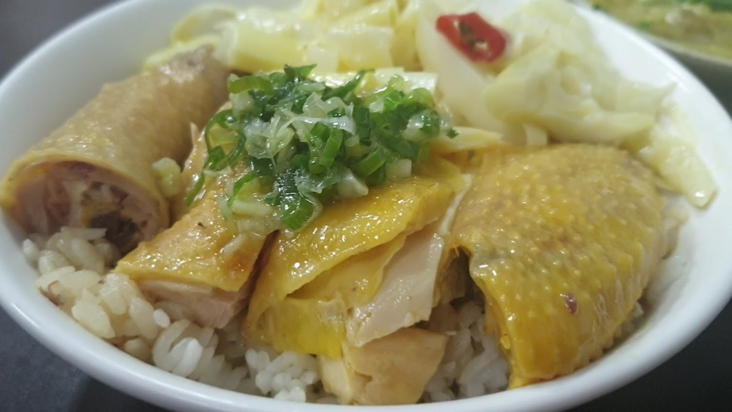 東門文昌雞飯雞飯與配菜