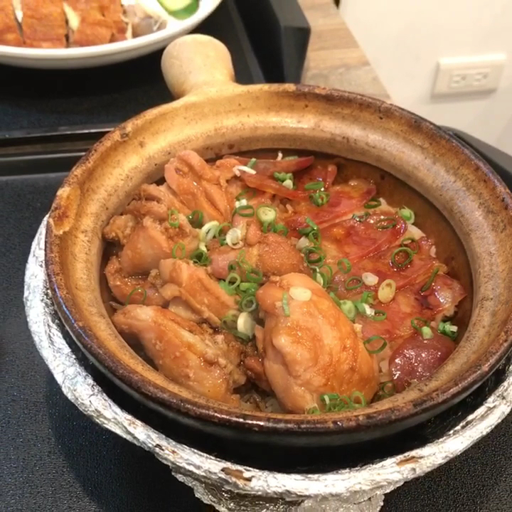 馬來西亞砂鍋雞肉臘腸飯